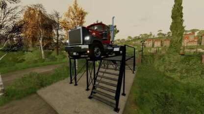 Large Service Ramp with a Balcony v 1.0
